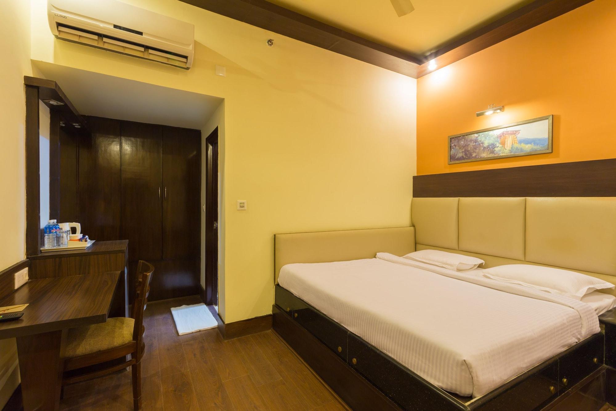 Katra Hotel Катра Екстериор снимка