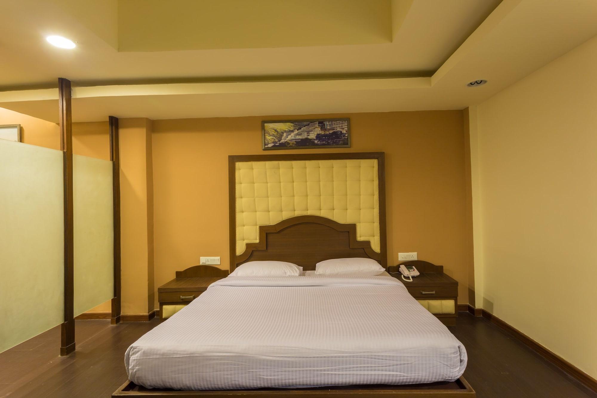 Katra Hotel Катра Екстериор снимка