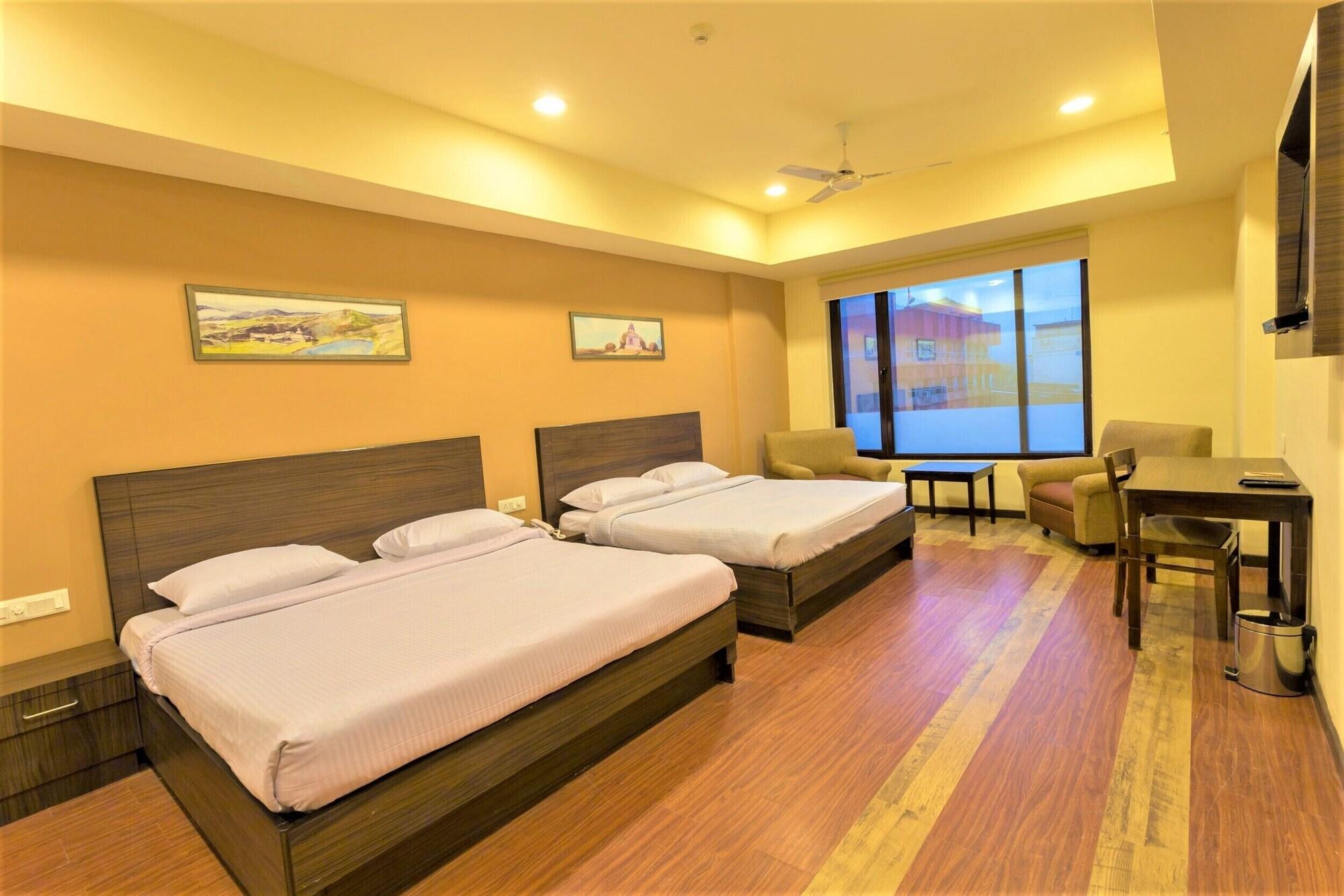 Katra Hotel Катра Екстериор снимка
