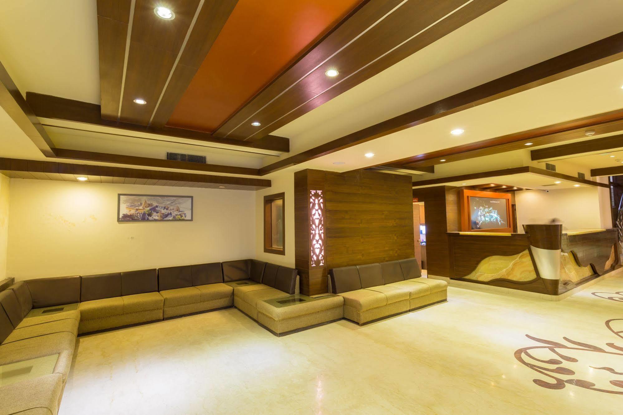 Katra Hotel Катра Екстериор снимка
